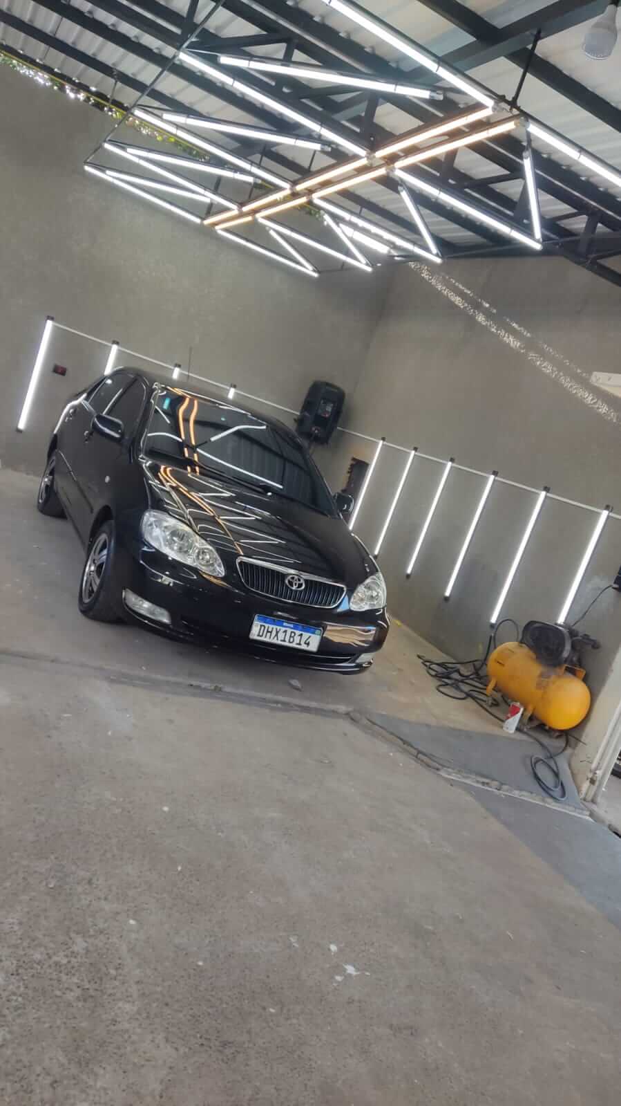 Iluminação em espaço automotivo